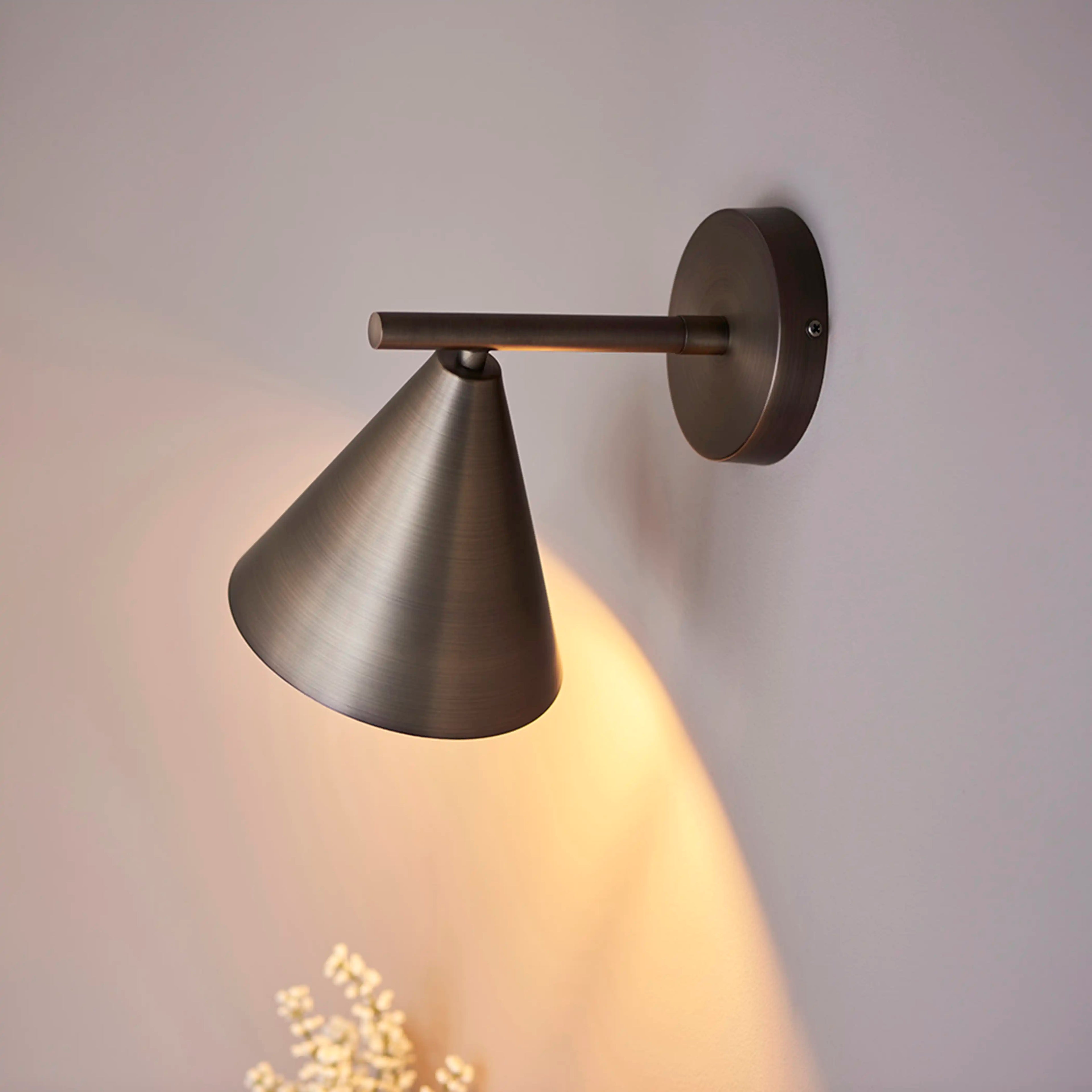 Cape Wall Light | Antique Brushed Bronze