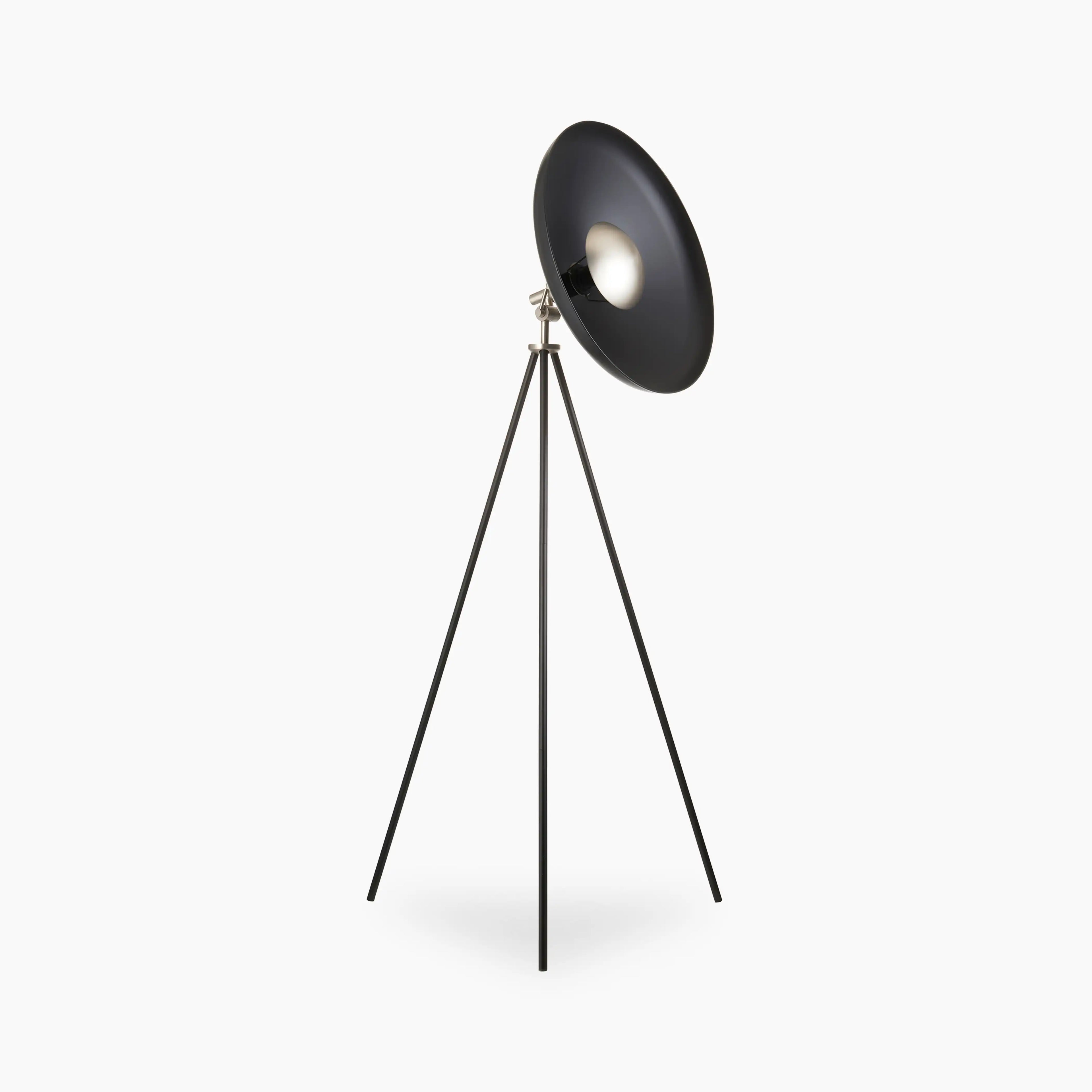 Mara Tripod Floor Lamp | Black