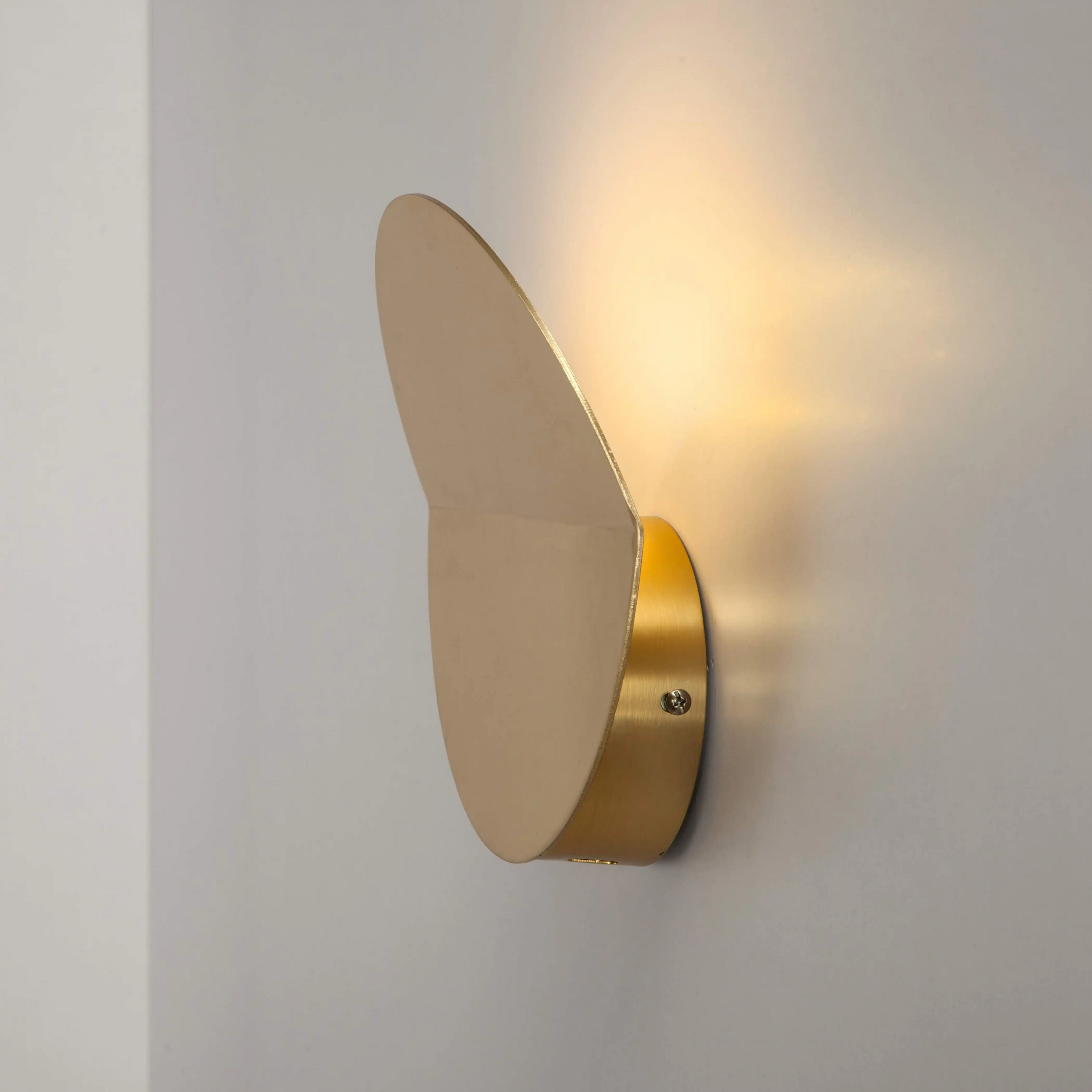 houseof Diffuser Wall Light | Brass