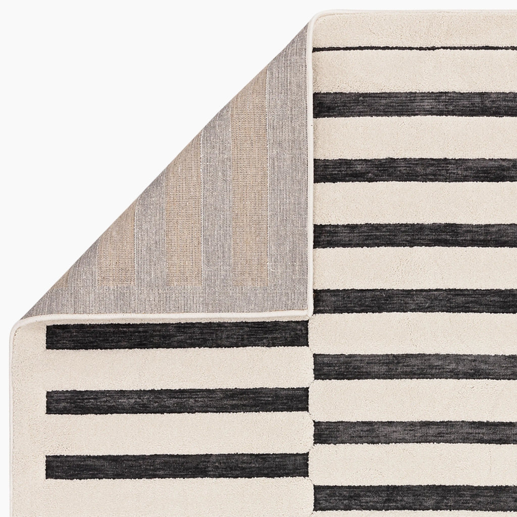 Landon Rug | Charcoal & Ivory