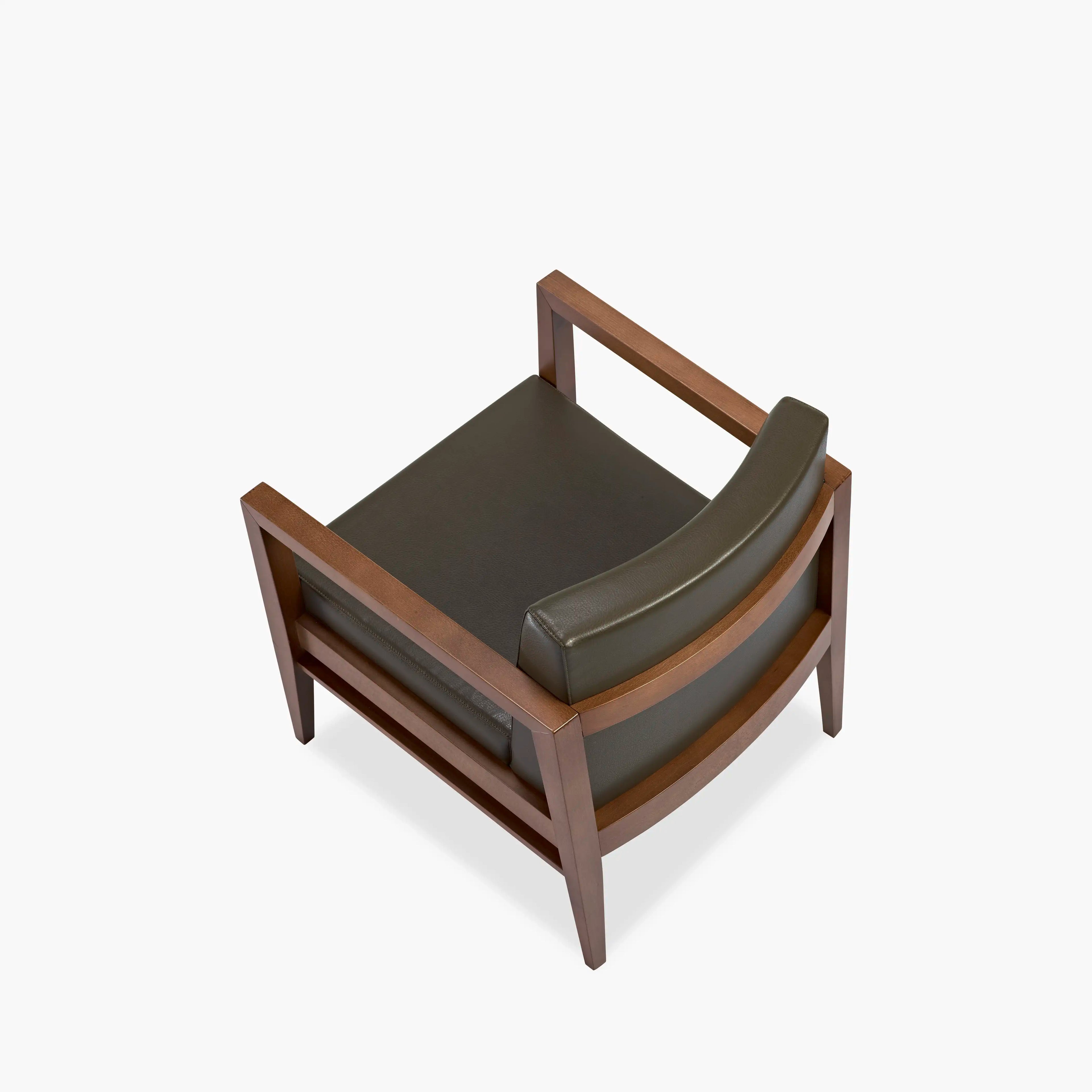 Erik Lounge Chair